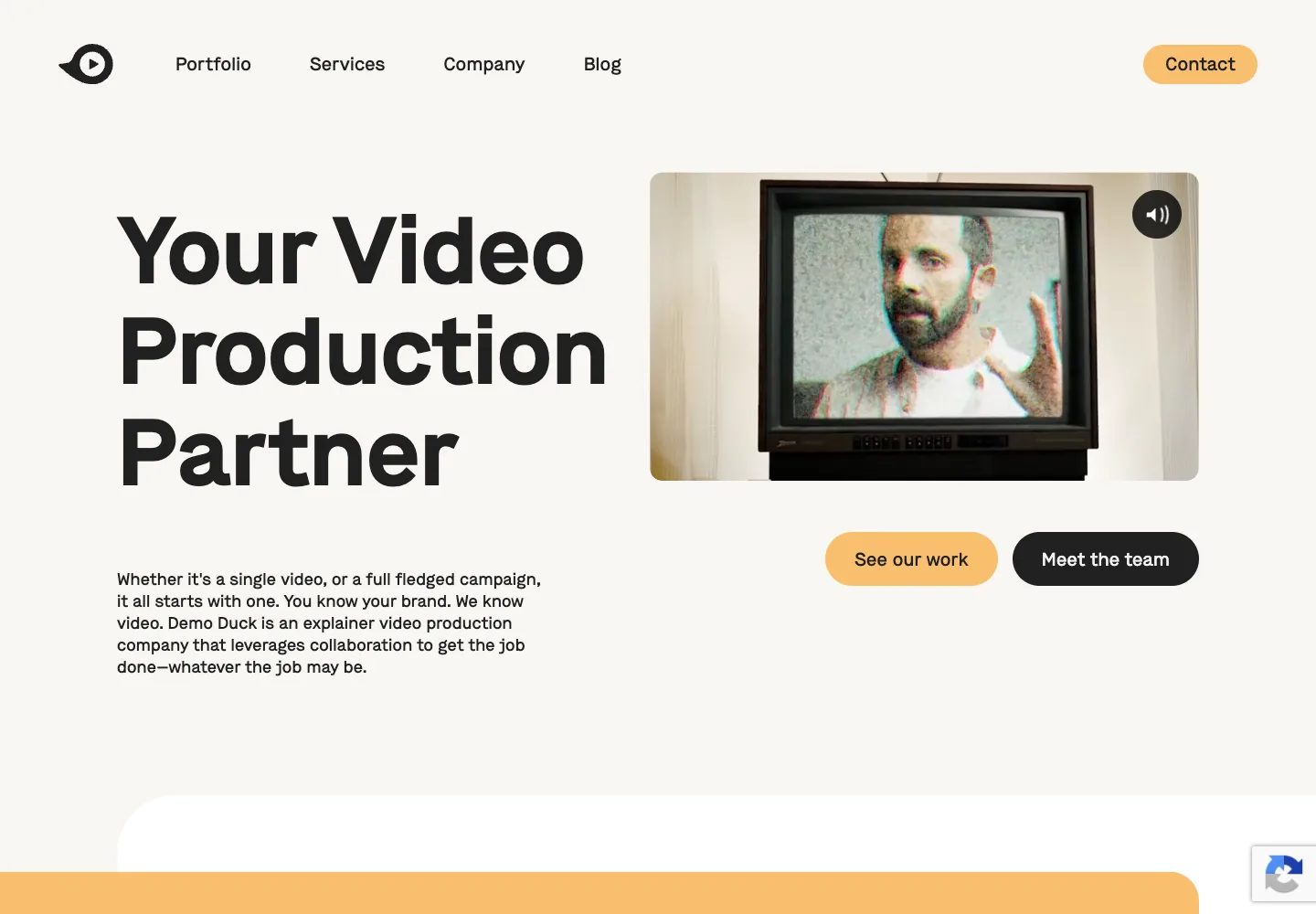 Demo Duck homepage showing its navigation and opening service presentation